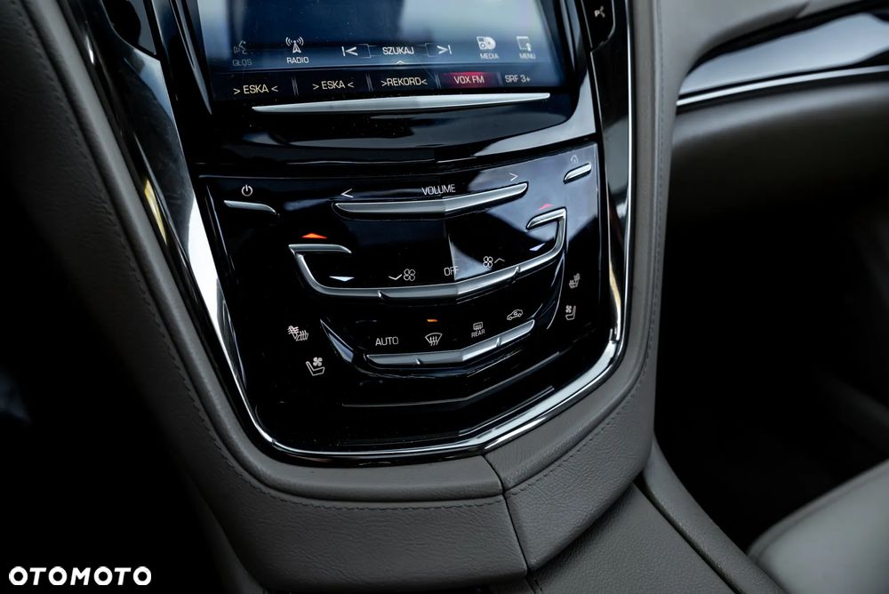 Cadillac CTS 2.0 Turbo AT AWD Premium - 38