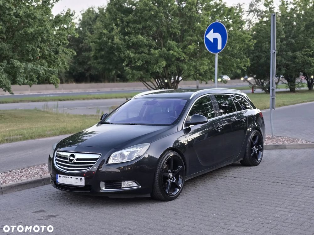 Opel Insignia - 1