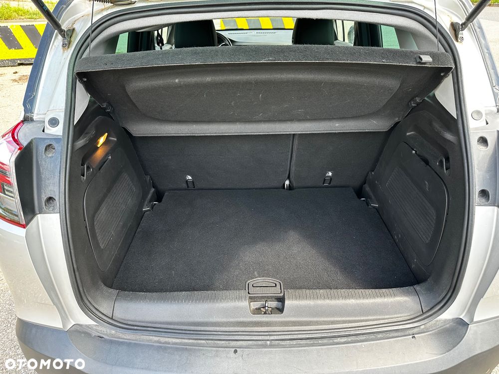 Opel Crossland X - 17
