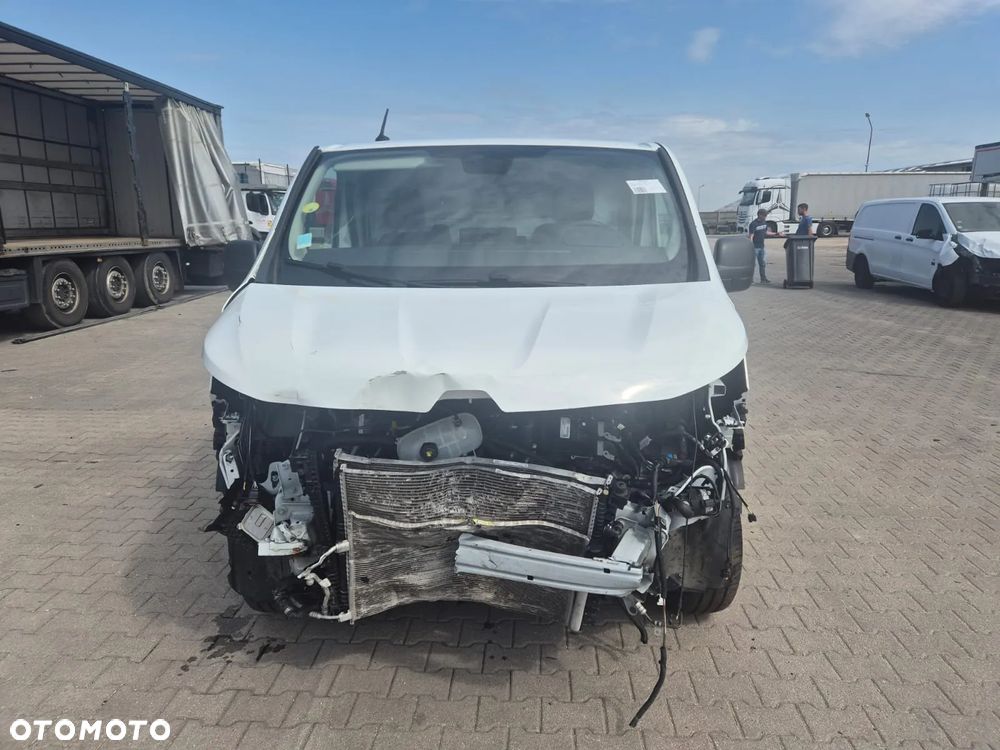Renault TRAFIC - 9