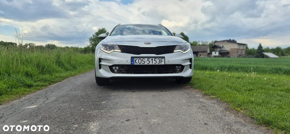 Kia Optima 1.7 CRDI L DCT - 11