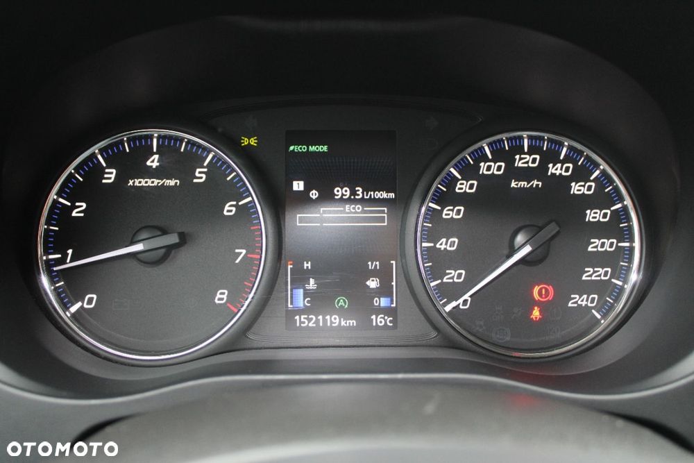 Mitsubishi Outlander - 27