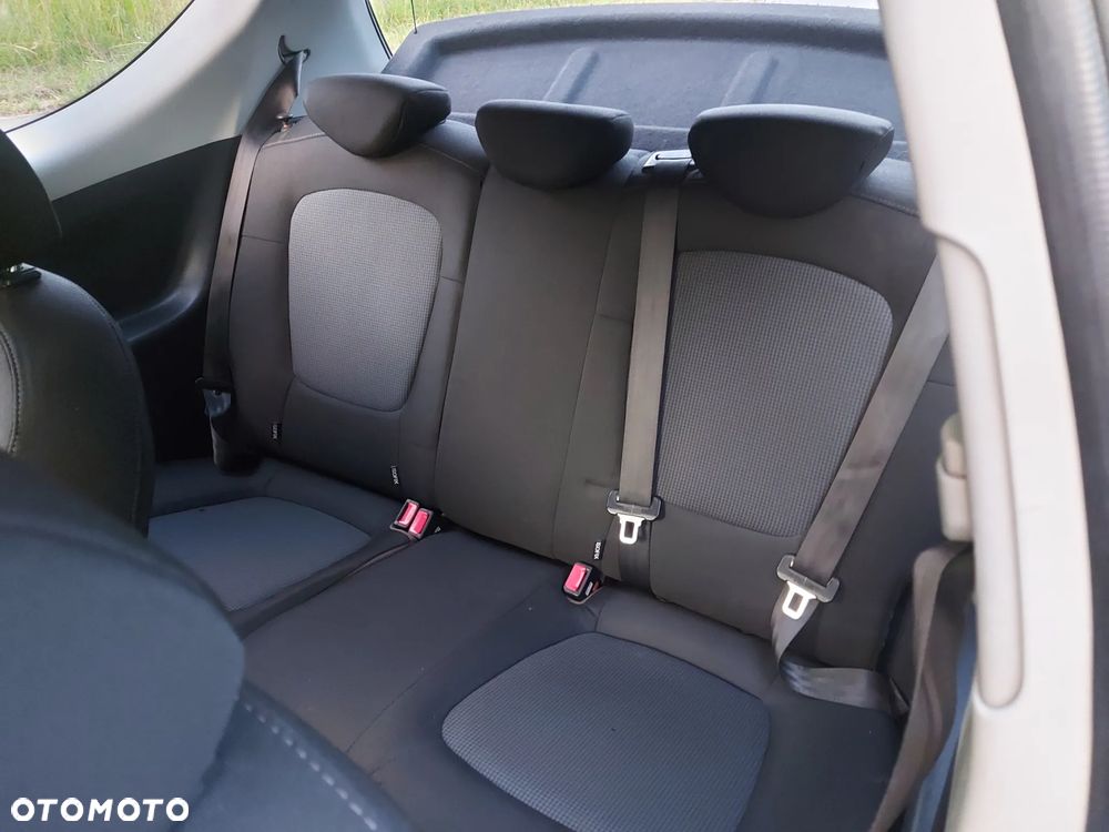 Hyundai i20 1.25 Classic + - 11