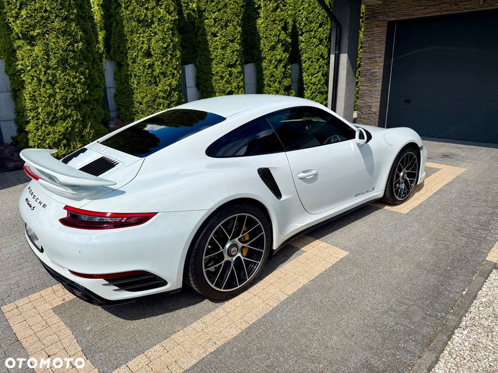 Porsche 911 Turbo S - 9
