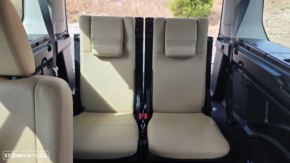 Land Rover Discovery 2.7 TD V6 HSE Auto. - 11