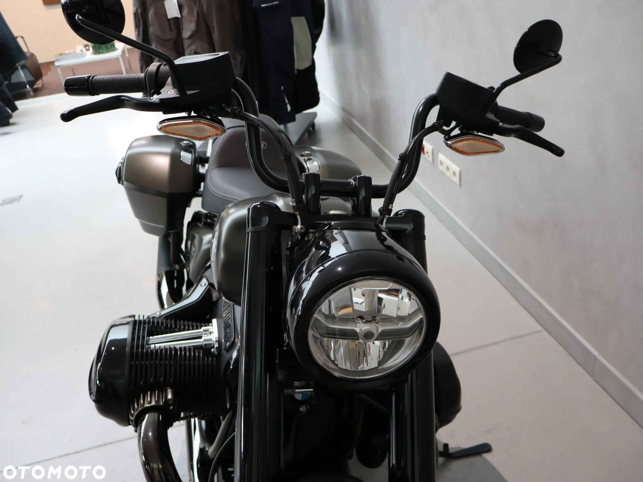 BMW R - 7