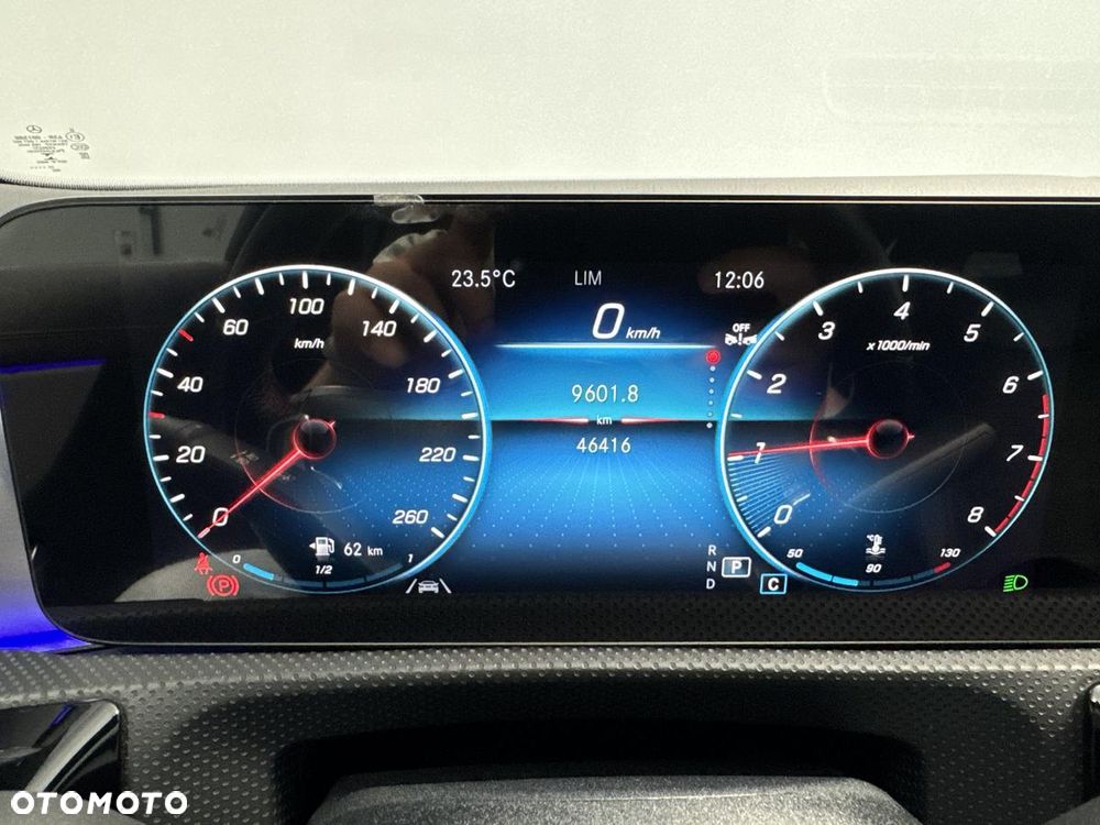 Mercedes-Benz CLA 200 AMG Line 7G-DCT - 17