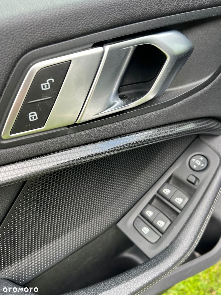 BMW Seria 1 118i - 16
