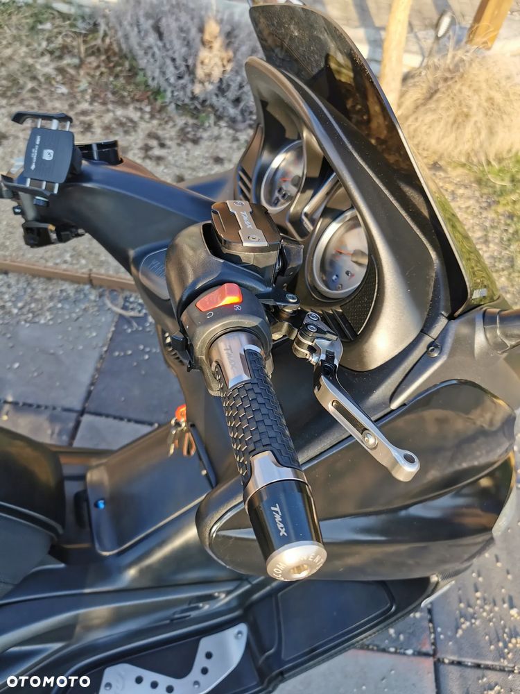Yamaha Tmax - 14