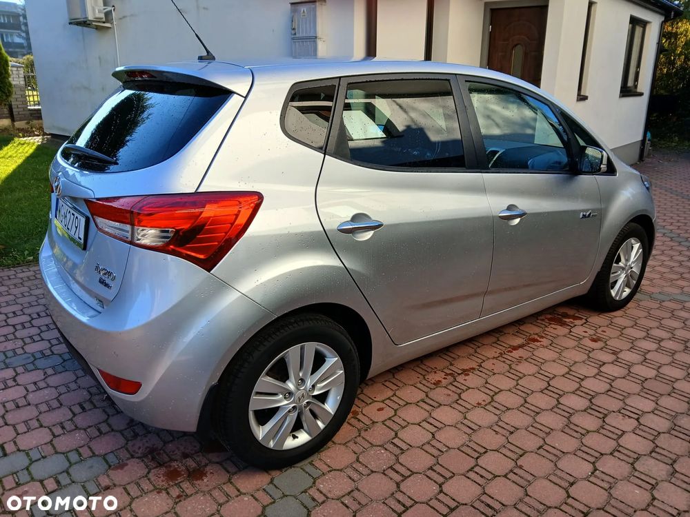 Hyundai ix20 1.4 blue Style - 10