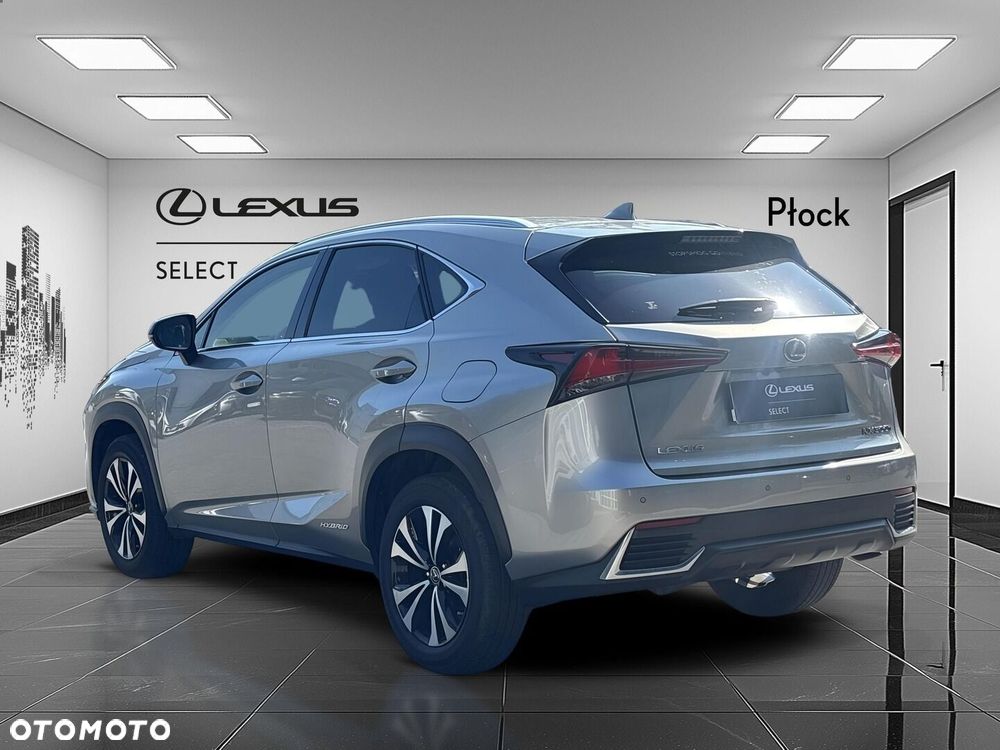 Lexus NX 300h F Impression AWD - 3