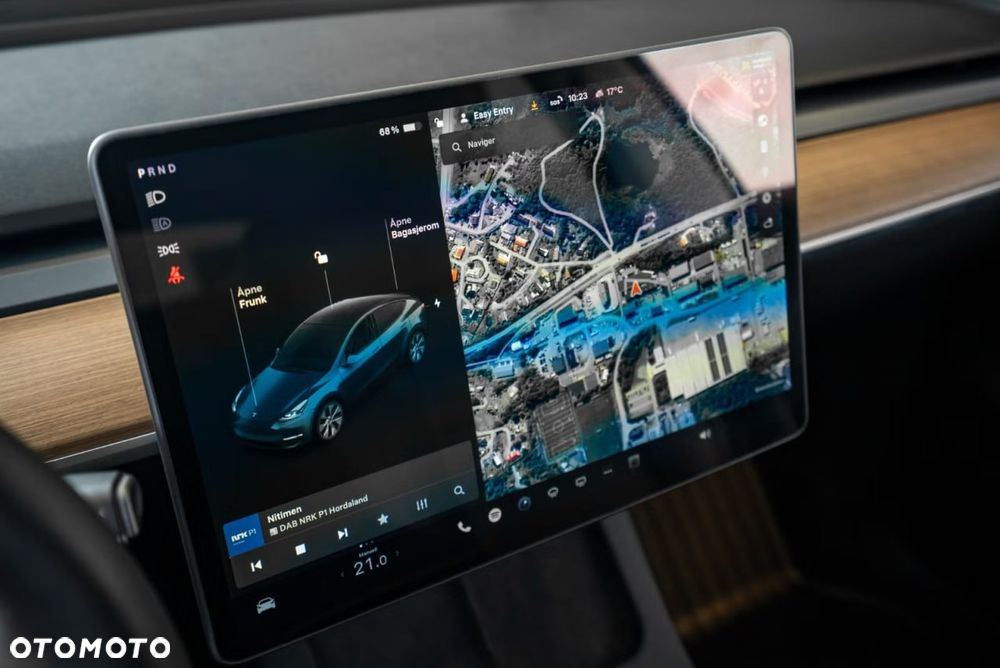Tesla Model Y Long Range Dual Motor AWD - 15