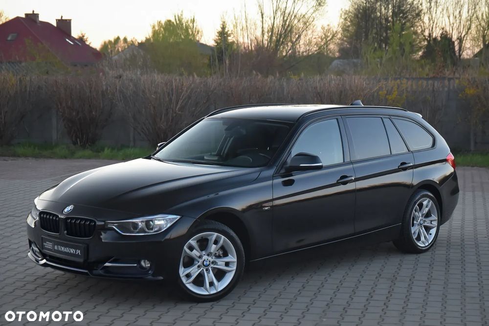 BMW Seria 3 318d Sport Line - 12