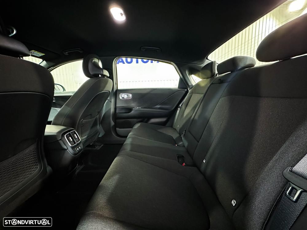 Hyundai Ioniq 6 - 9