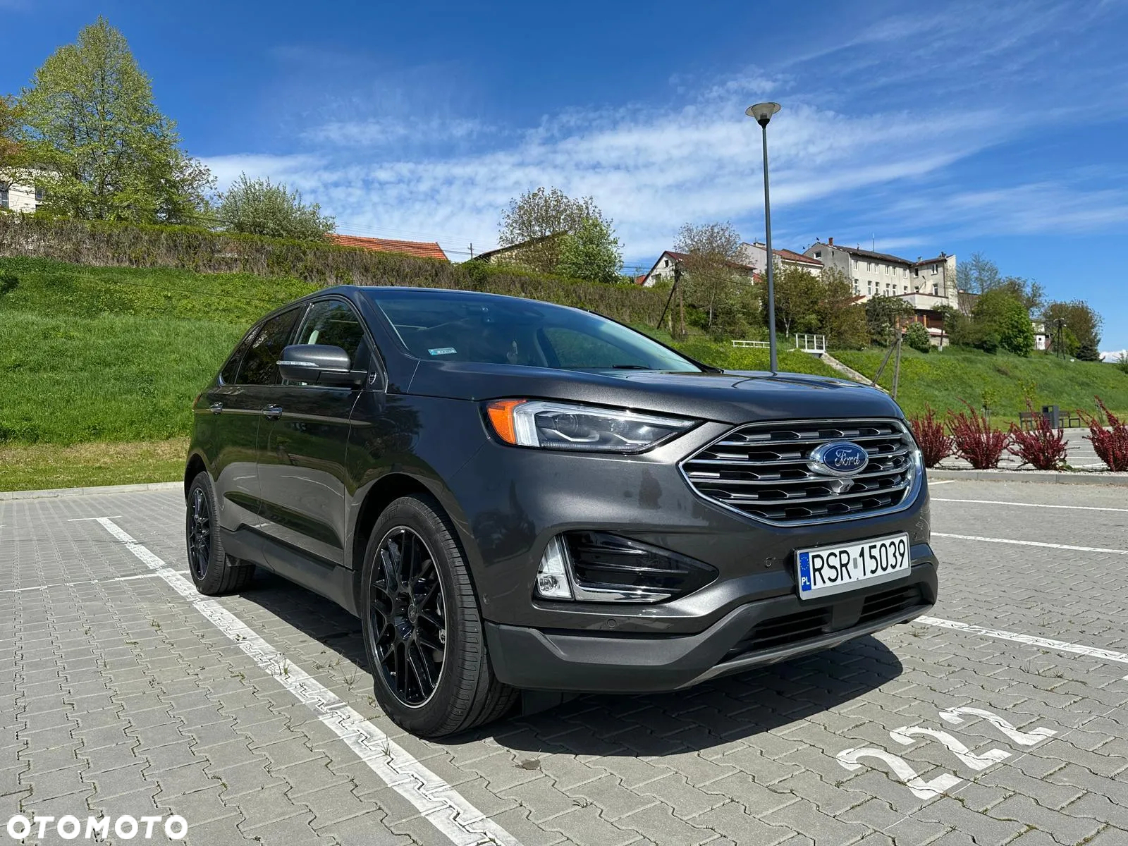 Ford Edge - 2