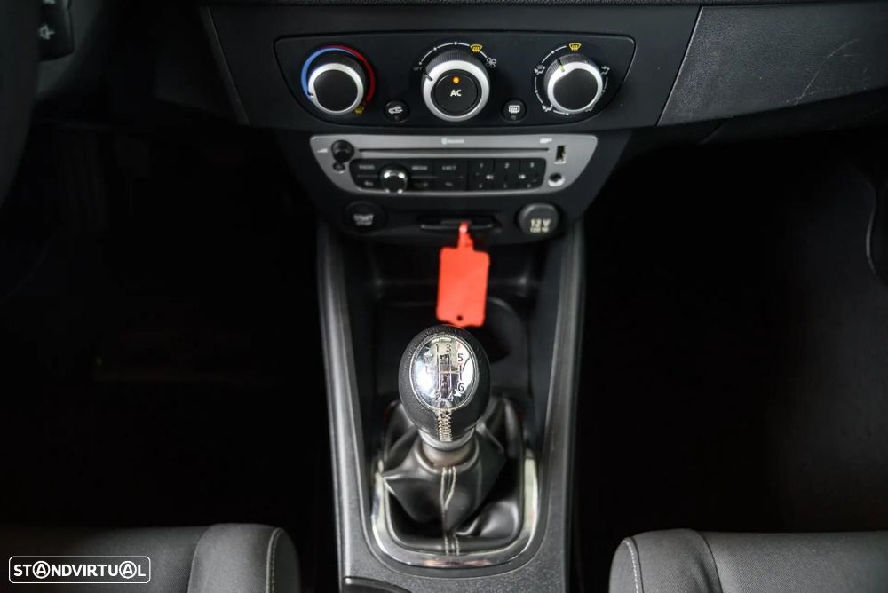 Renault Mégane 1.5 dCi Dynamique - 29