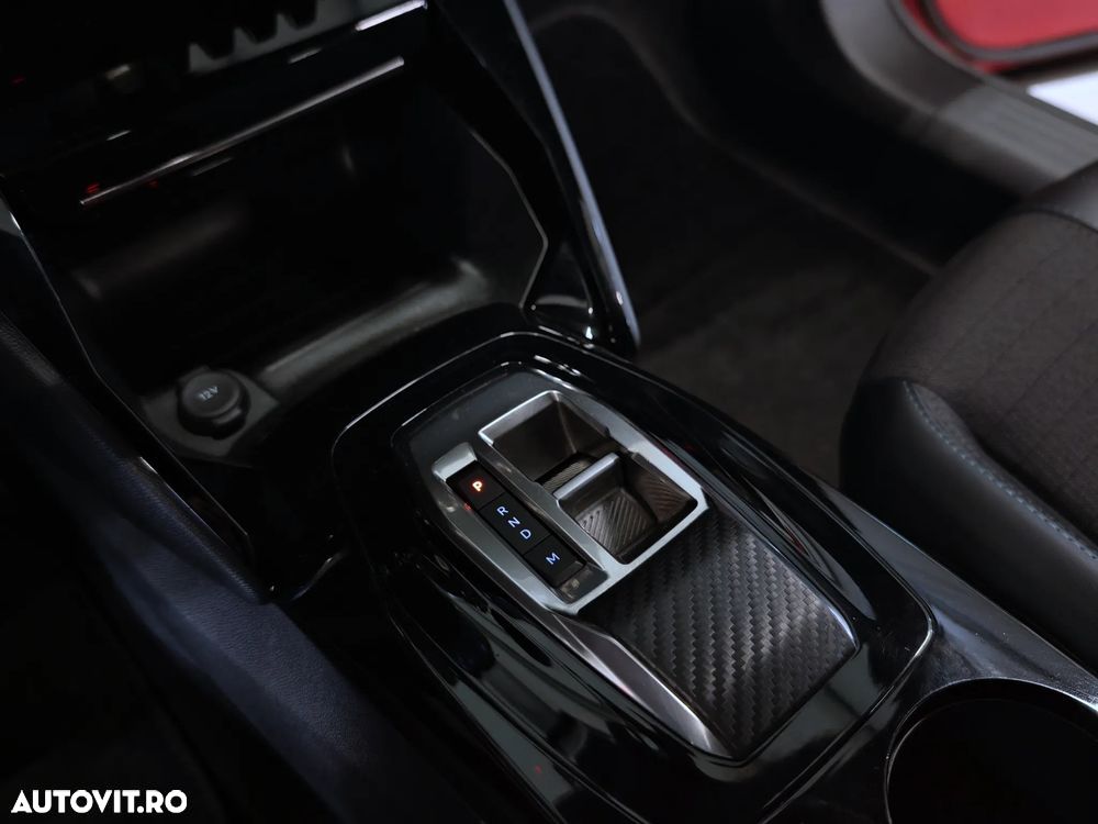 Peugeot 2008 PureTech 130 EAT8 Allure - 15