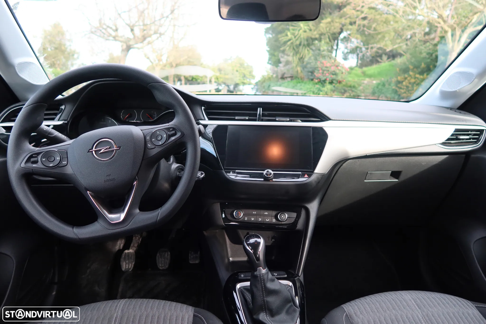Opel Corsa 1.2 Edition - 24