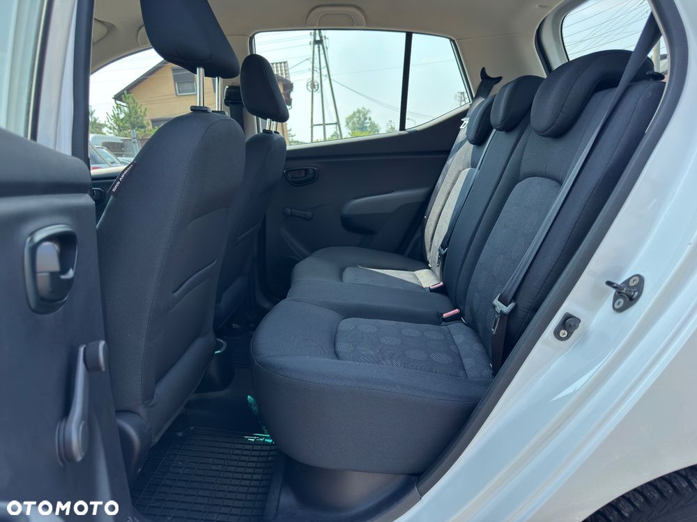 Hyundai i10 - 19