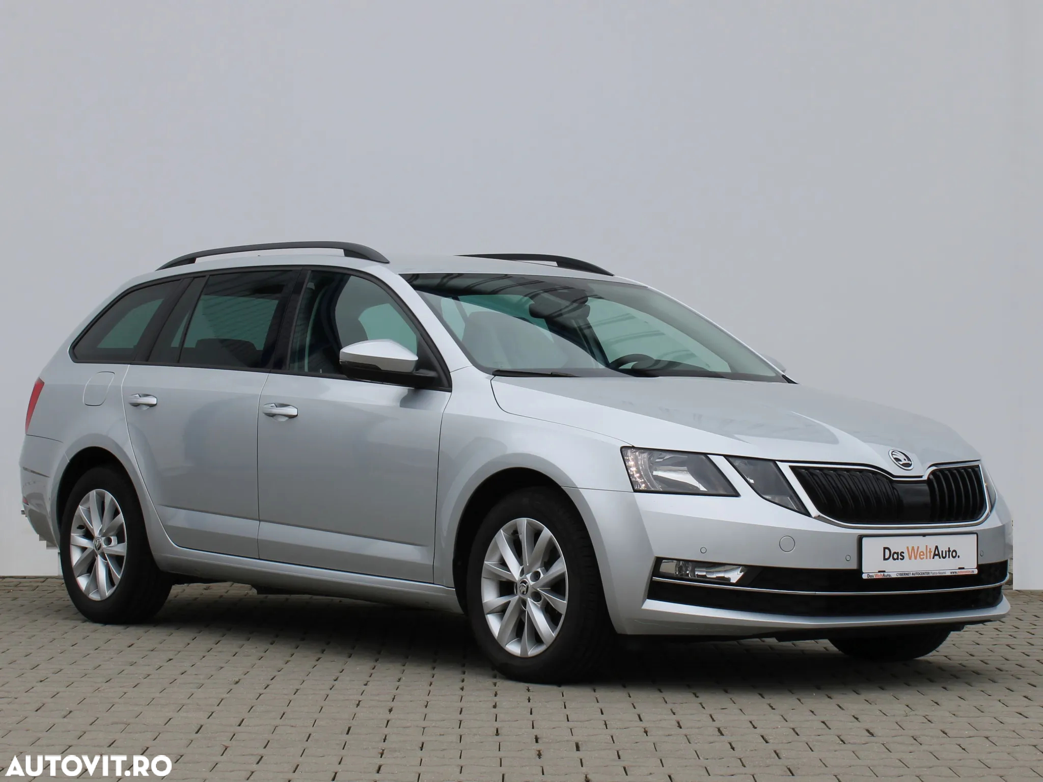 Skoda Octavia 2.0 TDI DSG Ambition - 7
