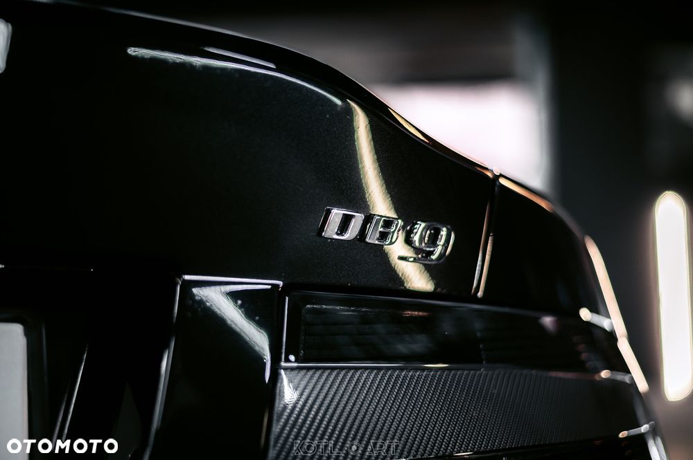 Aston Martin DB9 - 27