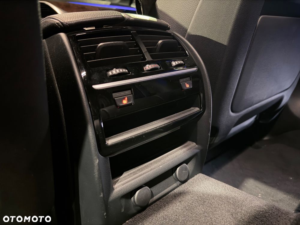 BMW Seria 5 530i xDrive GPF Sport Line sport - 14