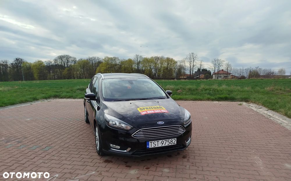 Ford Focus 1.5 EcoBoost Titanium - 4
