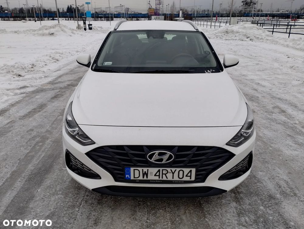 Hyundai i30 1.5 DPI Classic + - 8