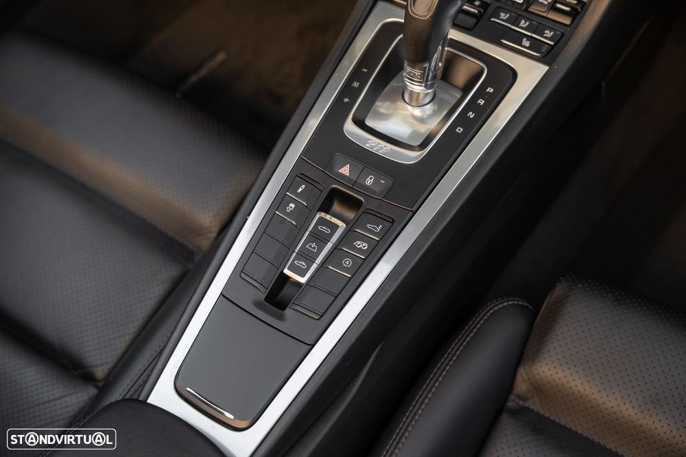 Porsche 911 (991) Carrera 4 S PDK - 17