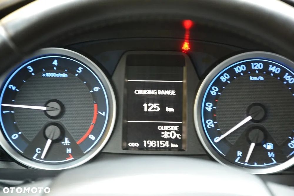 Toyota Auris 1.6 Premium Comfort - 23