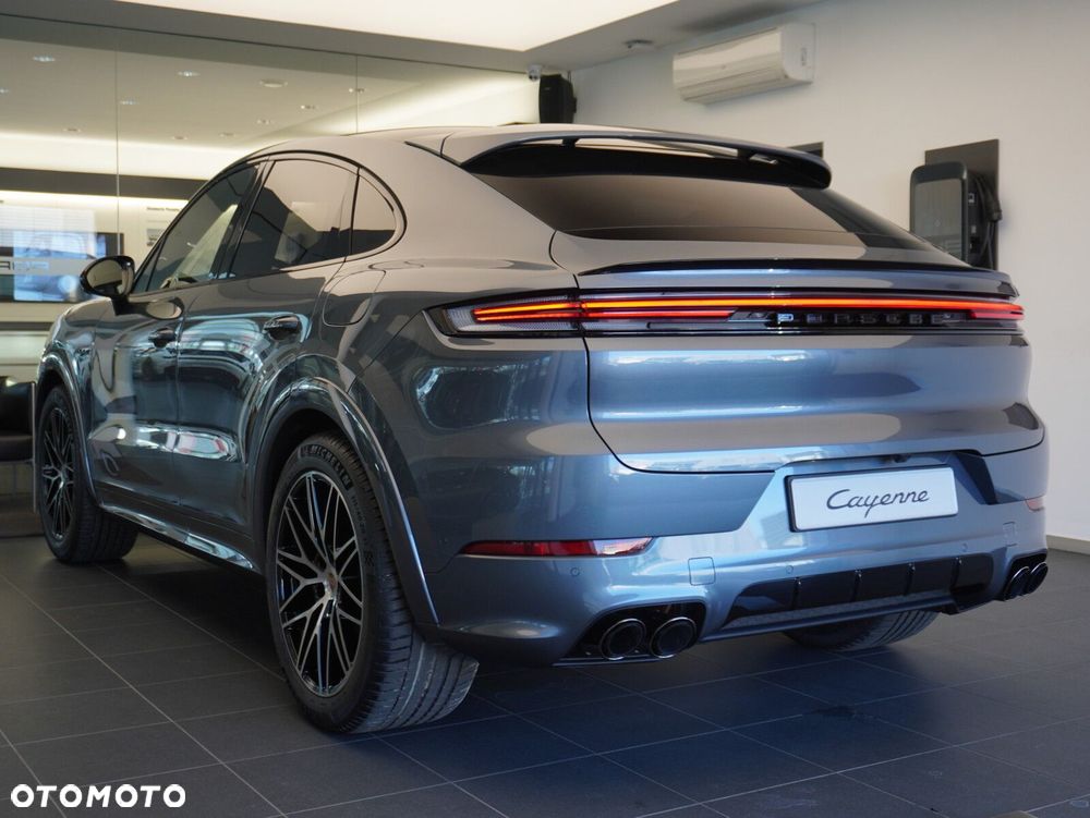 Porsche Cayenne E-Hybrid PHEV Black Edition - 17
