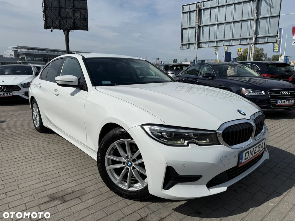 BMW Seria 3 318i - 3