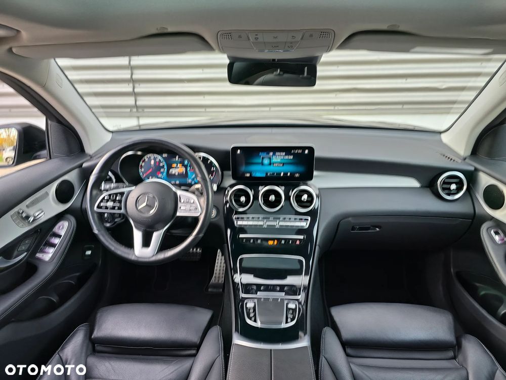 Mercedes-Benz GLC 220 d 4Matic 9G-TRONIC AMG Line - 16