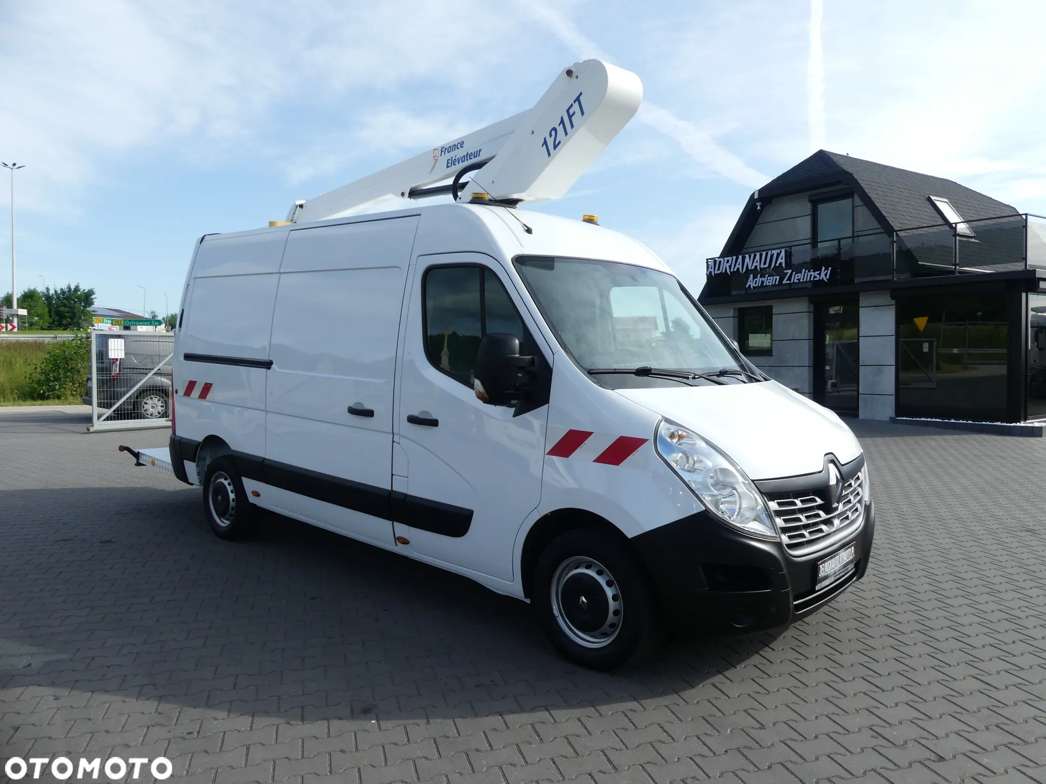 Renault MASTER / PODNOŚNIK KOSZOWY / ZWYŻKA 12M / - 13