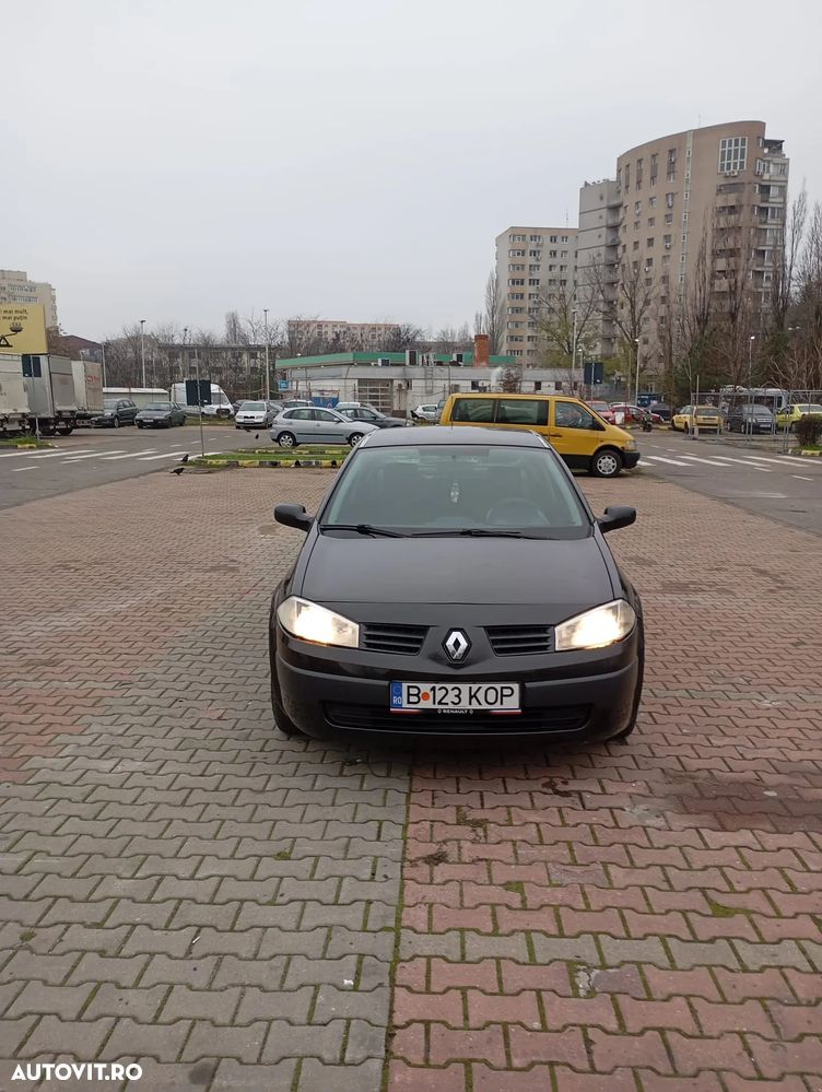 Renault Megane II Sedan 1.6 Authentique - 1