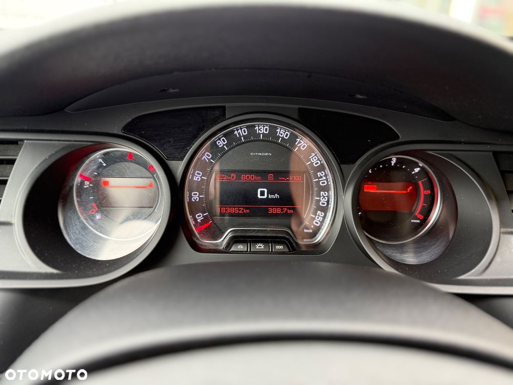 Citroën C5 2.0 HDi Exclusive - 28