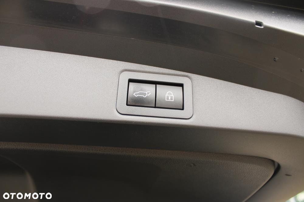 Toyota Corolla - 25