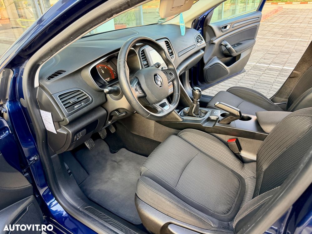 Renault Megane - 18