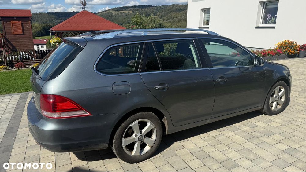 Volkswagen Golf 1.6 TDI BlueMot Comfortline - 5