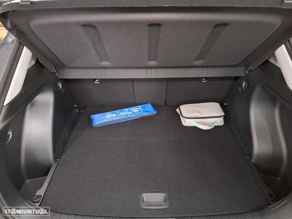 Hyundai Kauai 1.6 GDi HEV Premium - 15