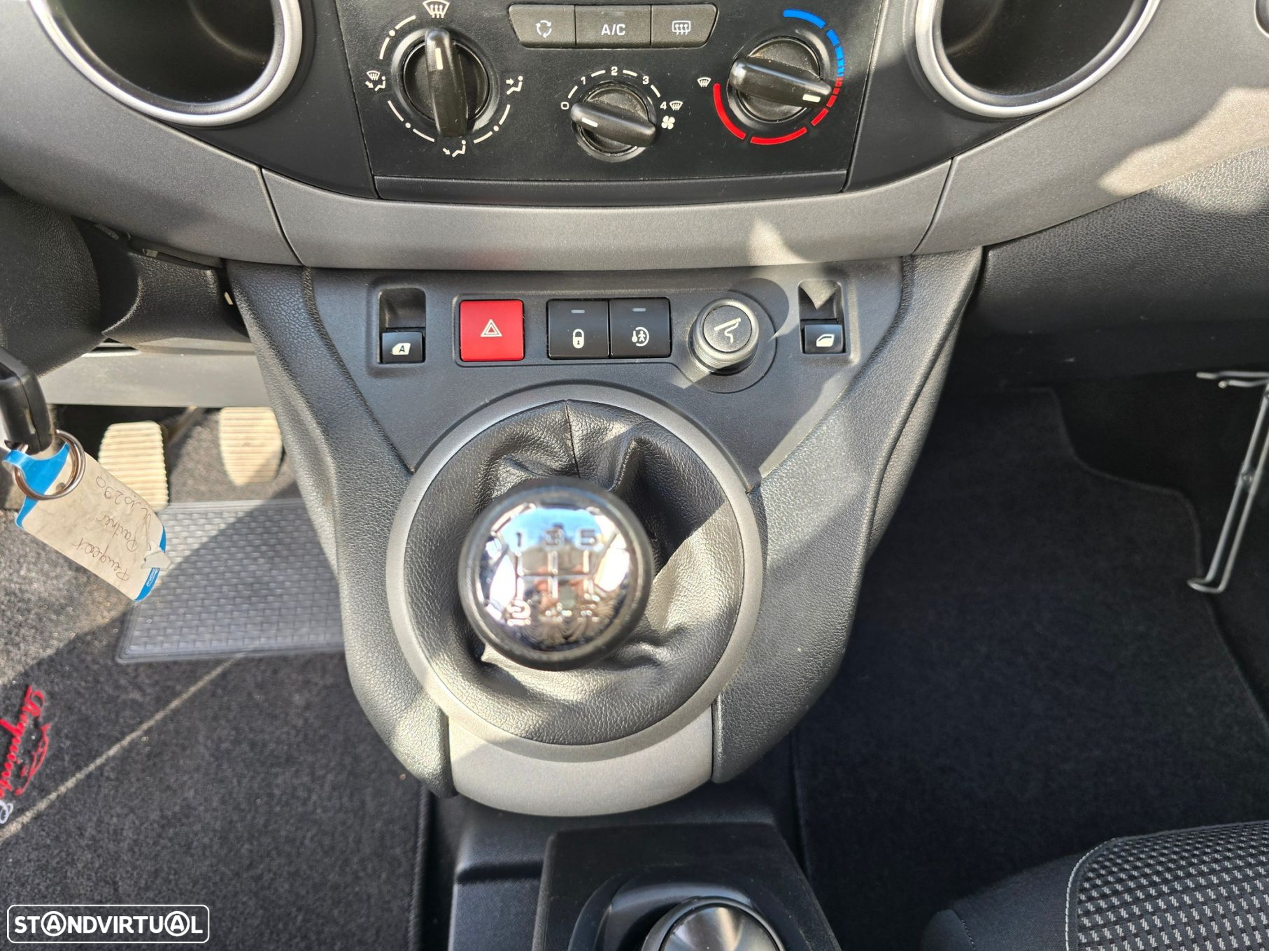 Peugeot Partner 1.6 BlueHDi Outdoor - 27