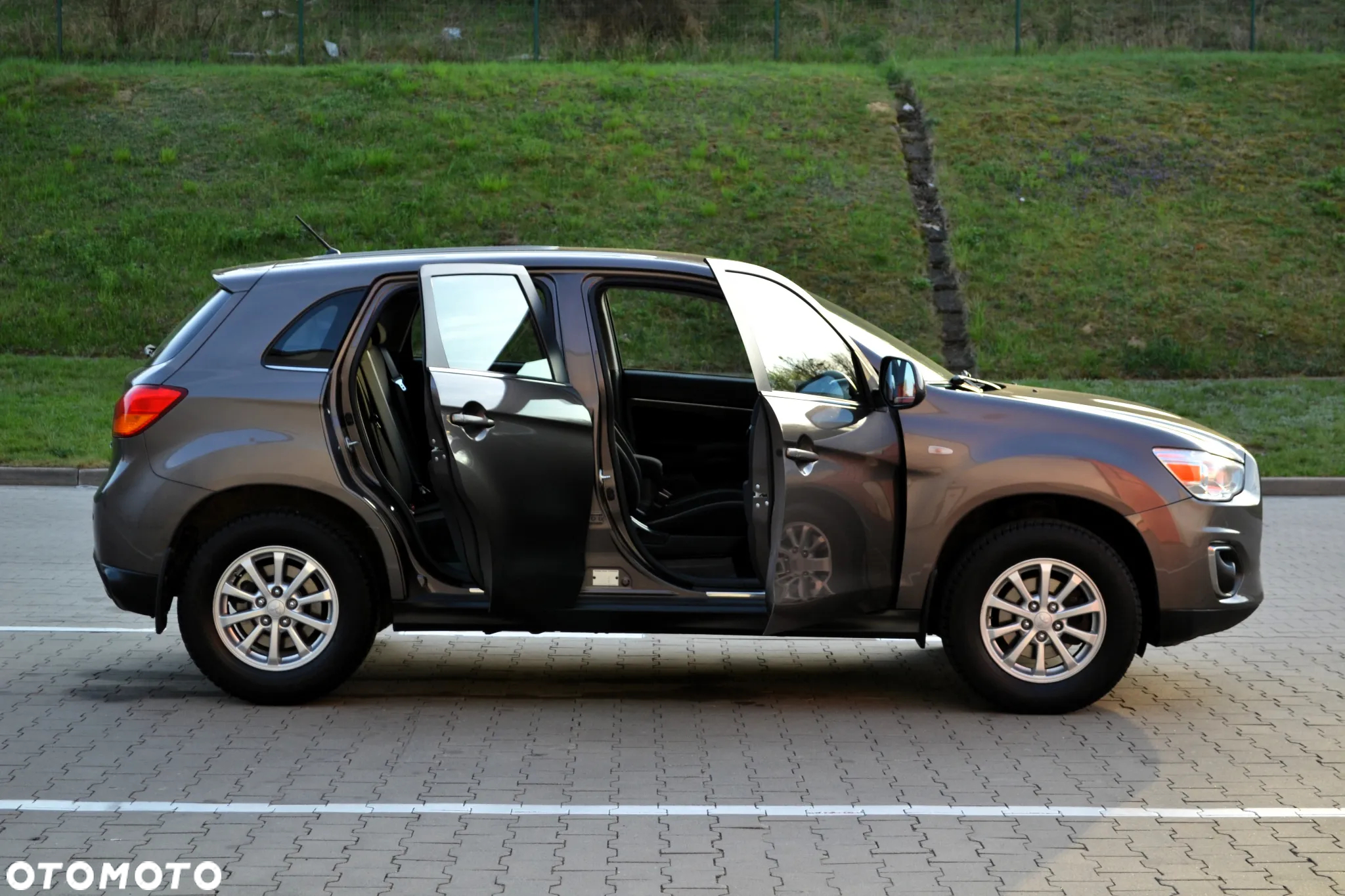 Mitsubishi ASX 1.6 Inform EU6 - 27