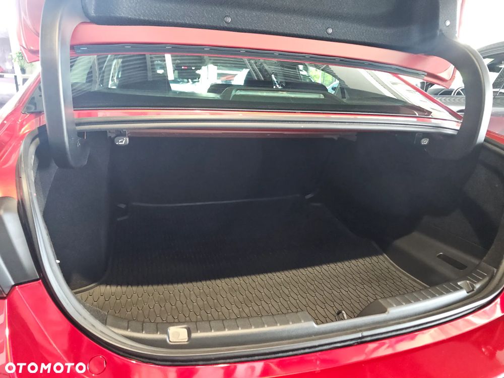 Mazda 3 - 6