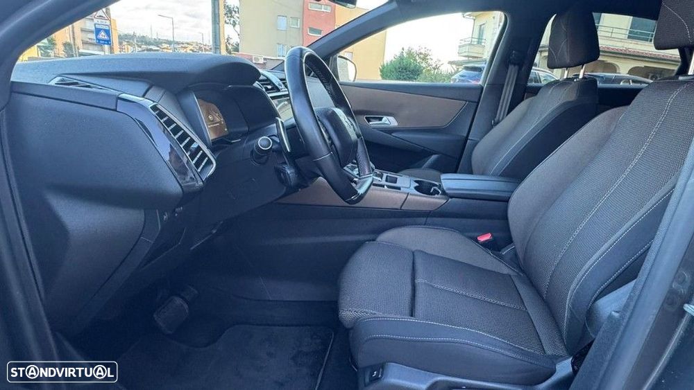 DS DS7 Crossback 1.5 BlueHDi Bastille+ EAT8 - 16