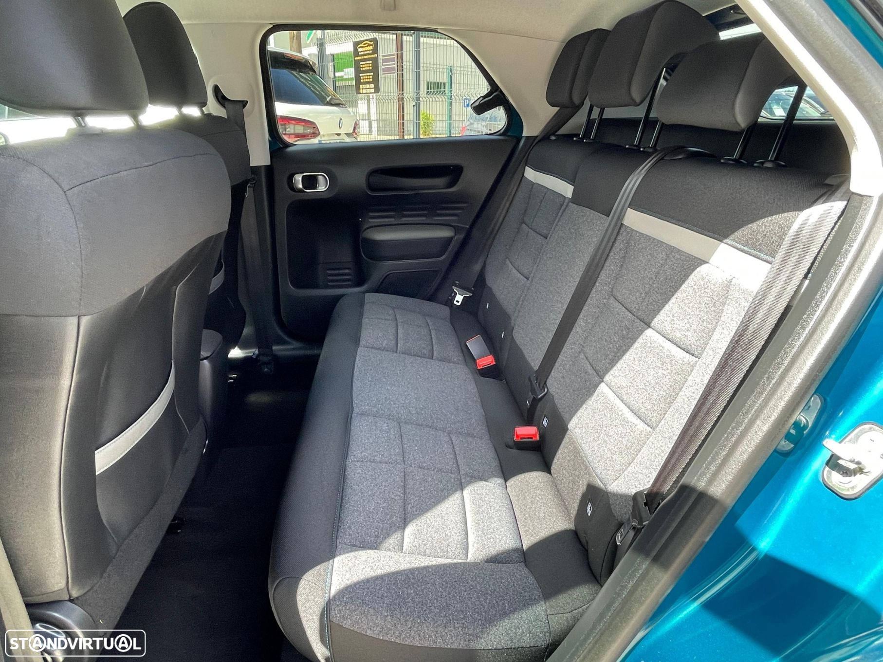 Citroën C4 Cactus 1.2 PureTech Shine - 16