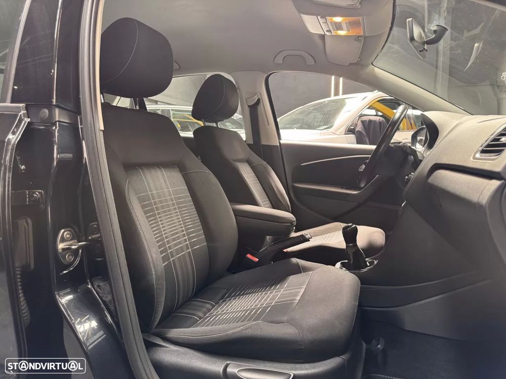 VW Polo 1.0 Lounge - 24