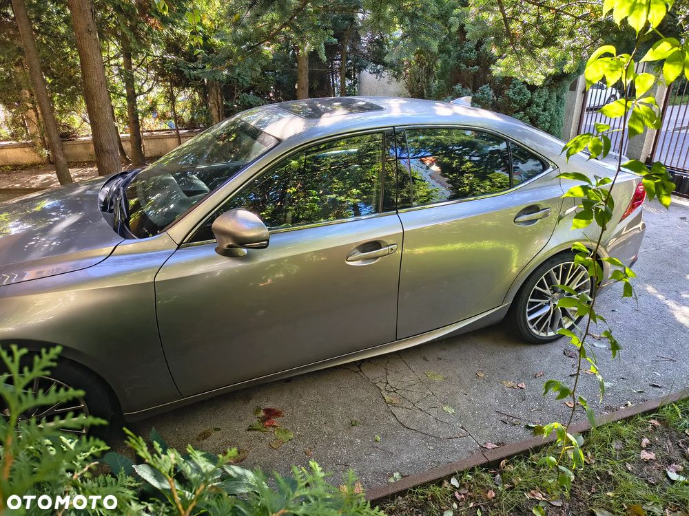 Lexus IS 250 Prestige - 11