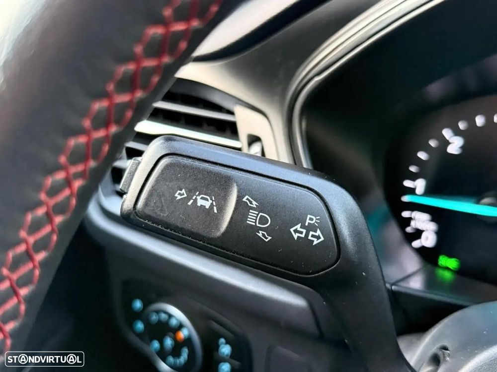 Ford Focus SW - 34