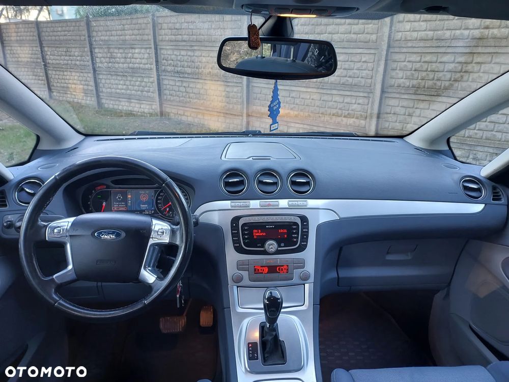 Ford S-Max 2.3 Titanium - 4
