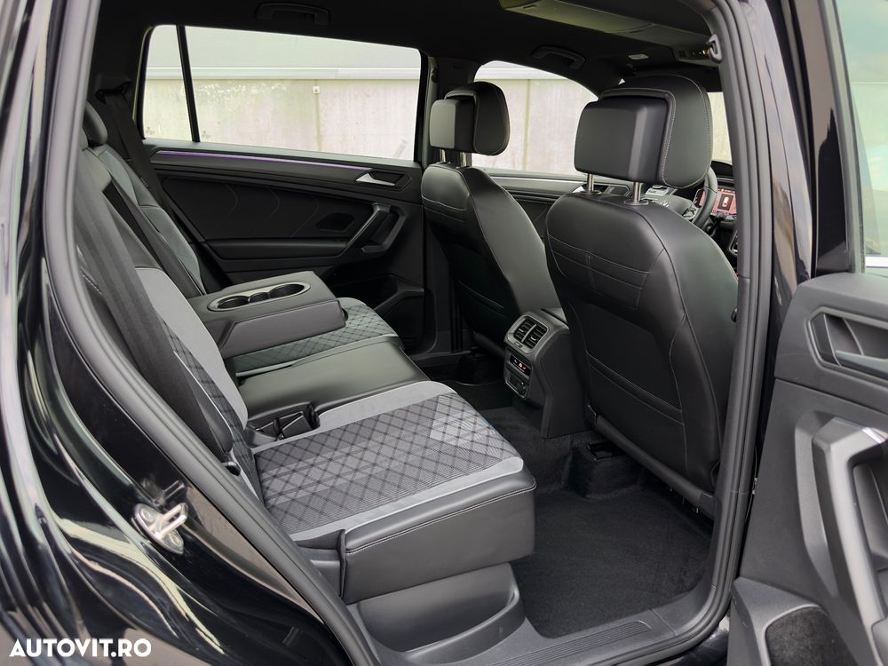 Volkswagen Tiguan 2.0 TDI SCR 4MOTION DSG R-Line - 28